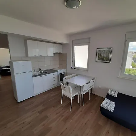 One-bedroom A1 דירה *